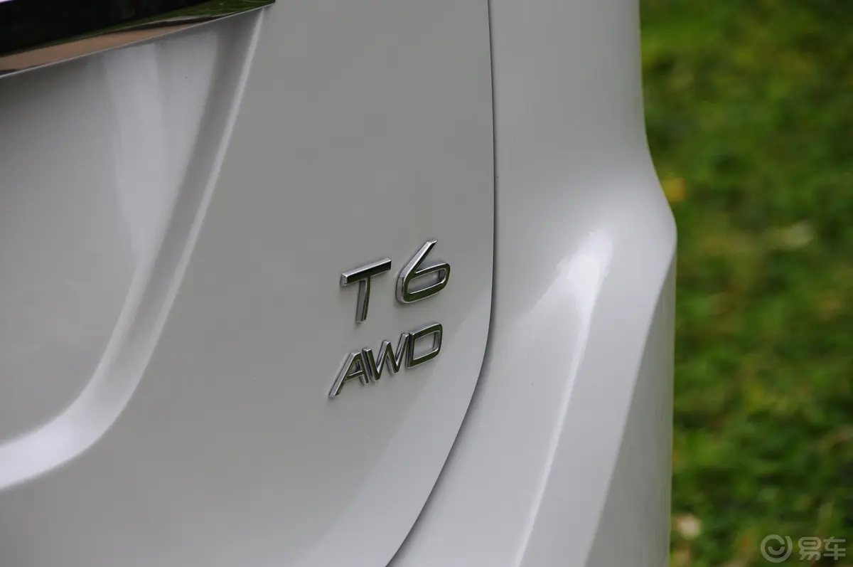 沃尔沃XC60T6 AWD 智越版尾标