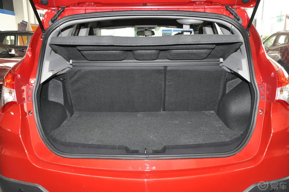 海马S51.5T CVT 智能豪华型运动版行李箱空间