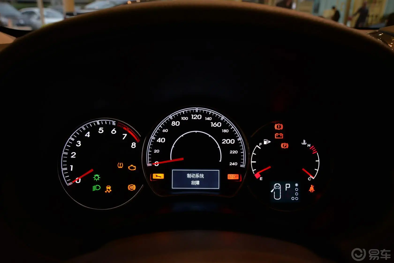 科雷傲(进口)2.5L 四驱 Touring限量版仪表盘背光显示