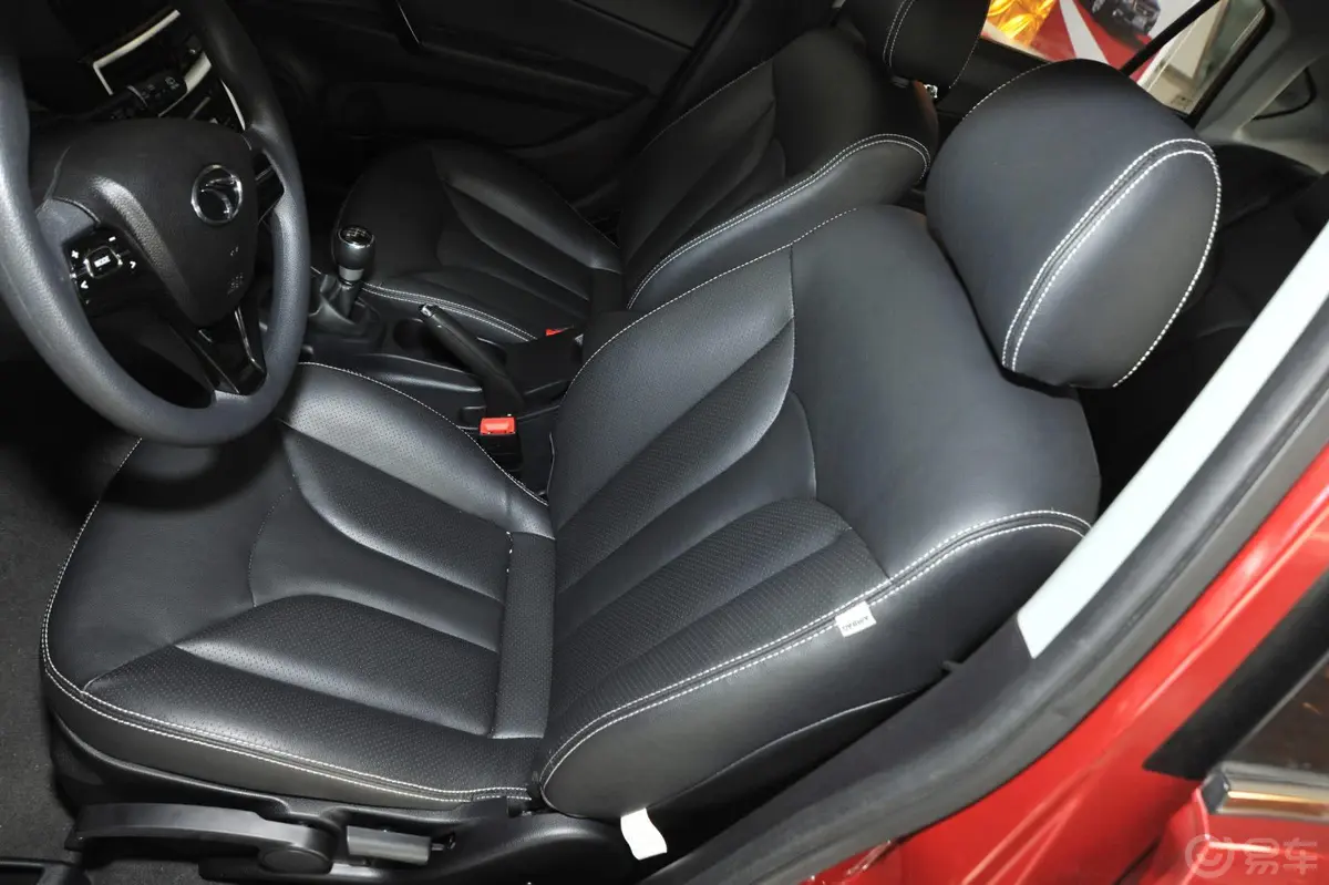 V6菱仕Turbo 1.5T MT 智控版驾驶员座椅