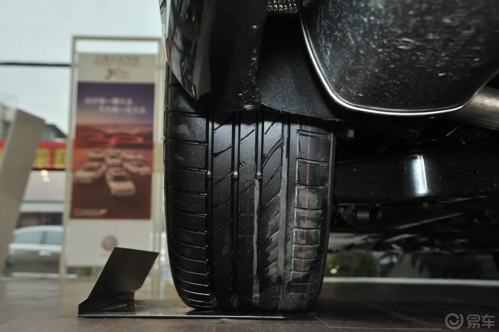 帕萨特3.0L 双离合 V6 旗舰尊享版轮胎花纹