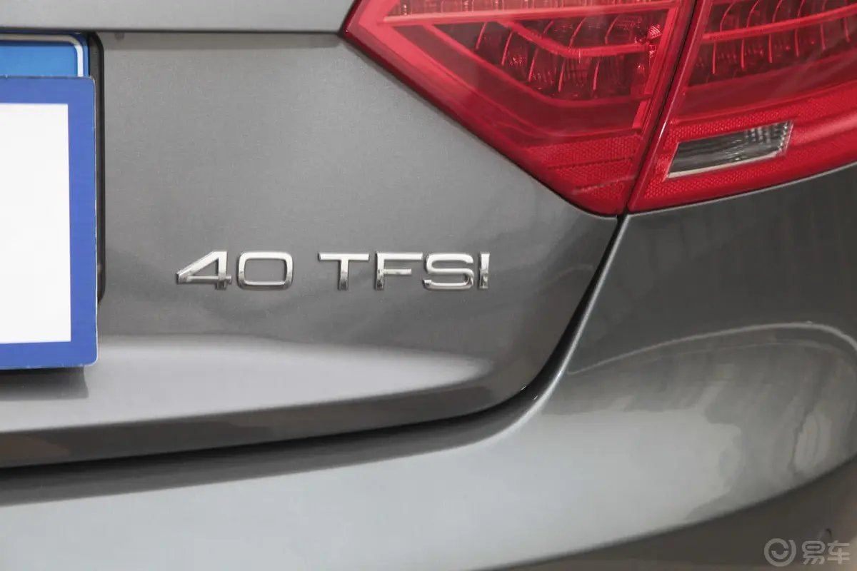 奥迪A5Sportback 40 TFSI风尚版尾标