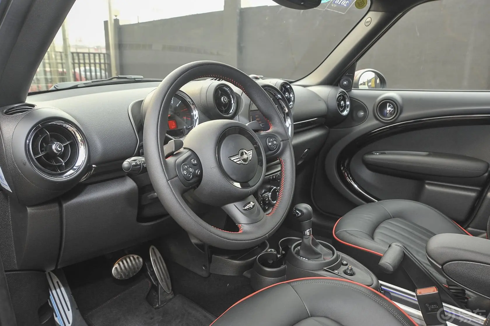 MINI JCW COUNTRYMAN1.6T JCW All 4内饰