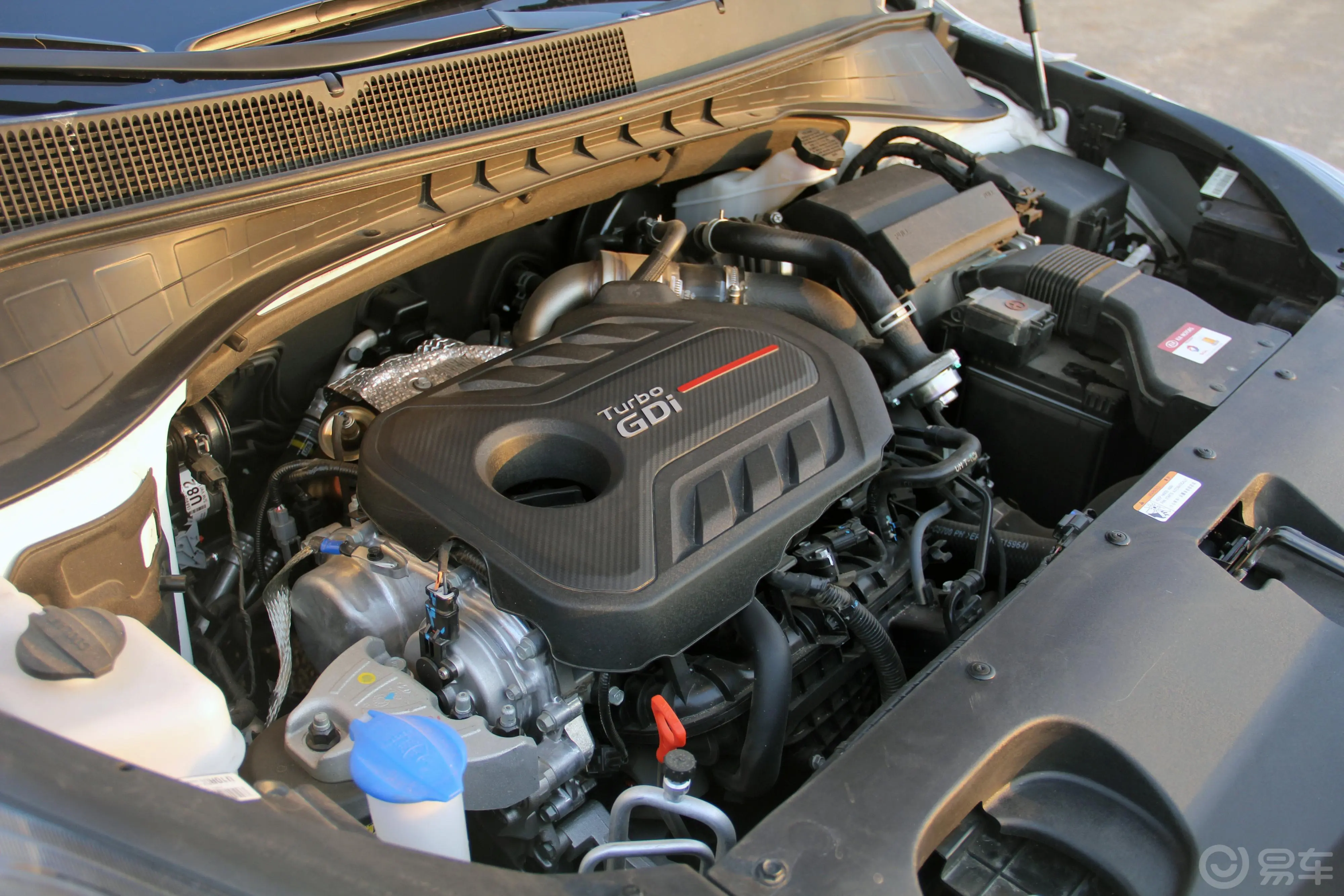 索兰托索兰托L 2.0T GDI  汽油 4WD 尊贵版 七座 国IV发动机