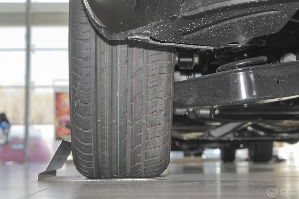 夏朗1.8L TSI 舒适型轮胎花纹