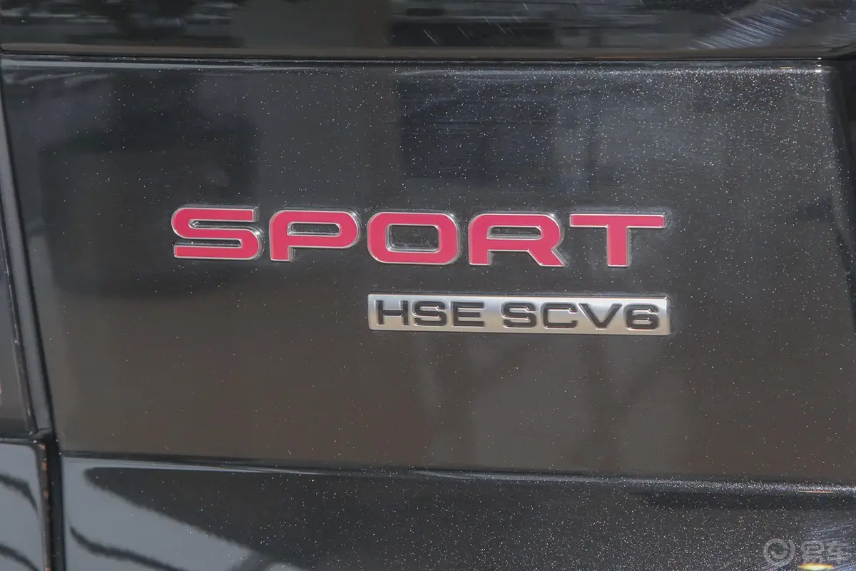 揽胜运动版3.0 V6 汽油版 SC HSE Dynamic尾标