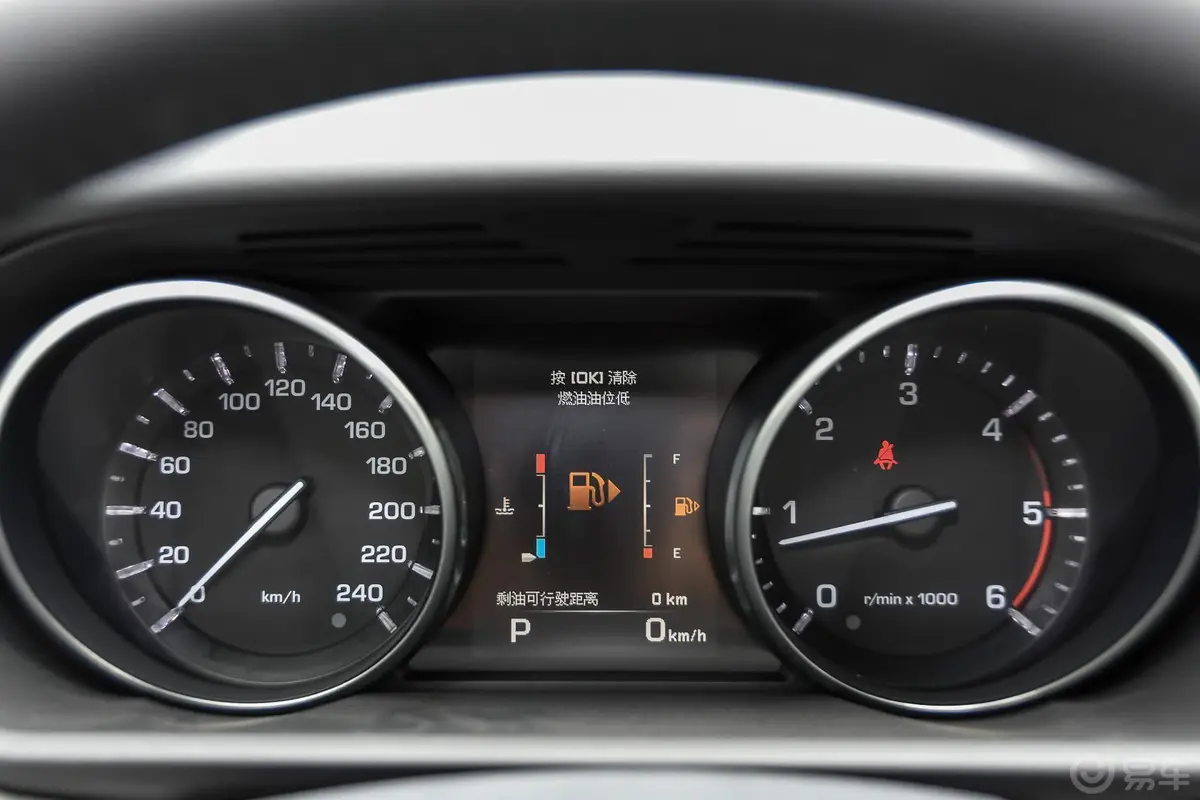 揽胜运动版3.0 V6 HSE 柴油 欧规型仪表盘背光显示