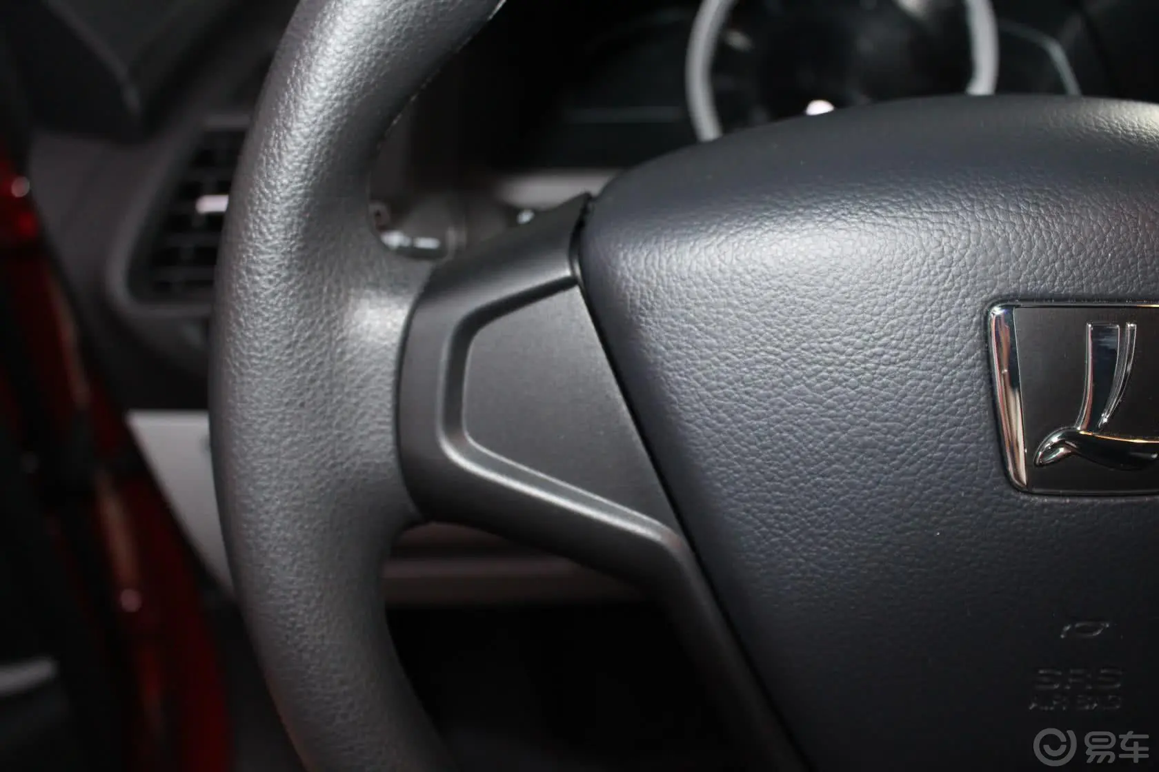 优6 SUV1.8T 魅力型方向盘功能键（左）