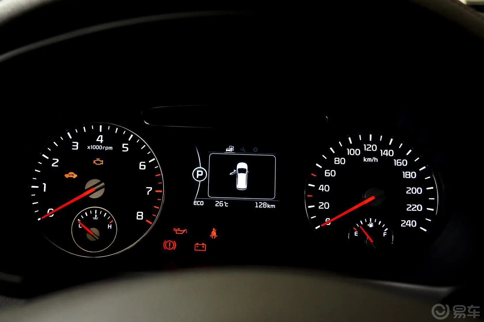 索兰托索兰托L 2.4GDI 汽油 4WD 运动版 五座 国V仪表盘背光显示