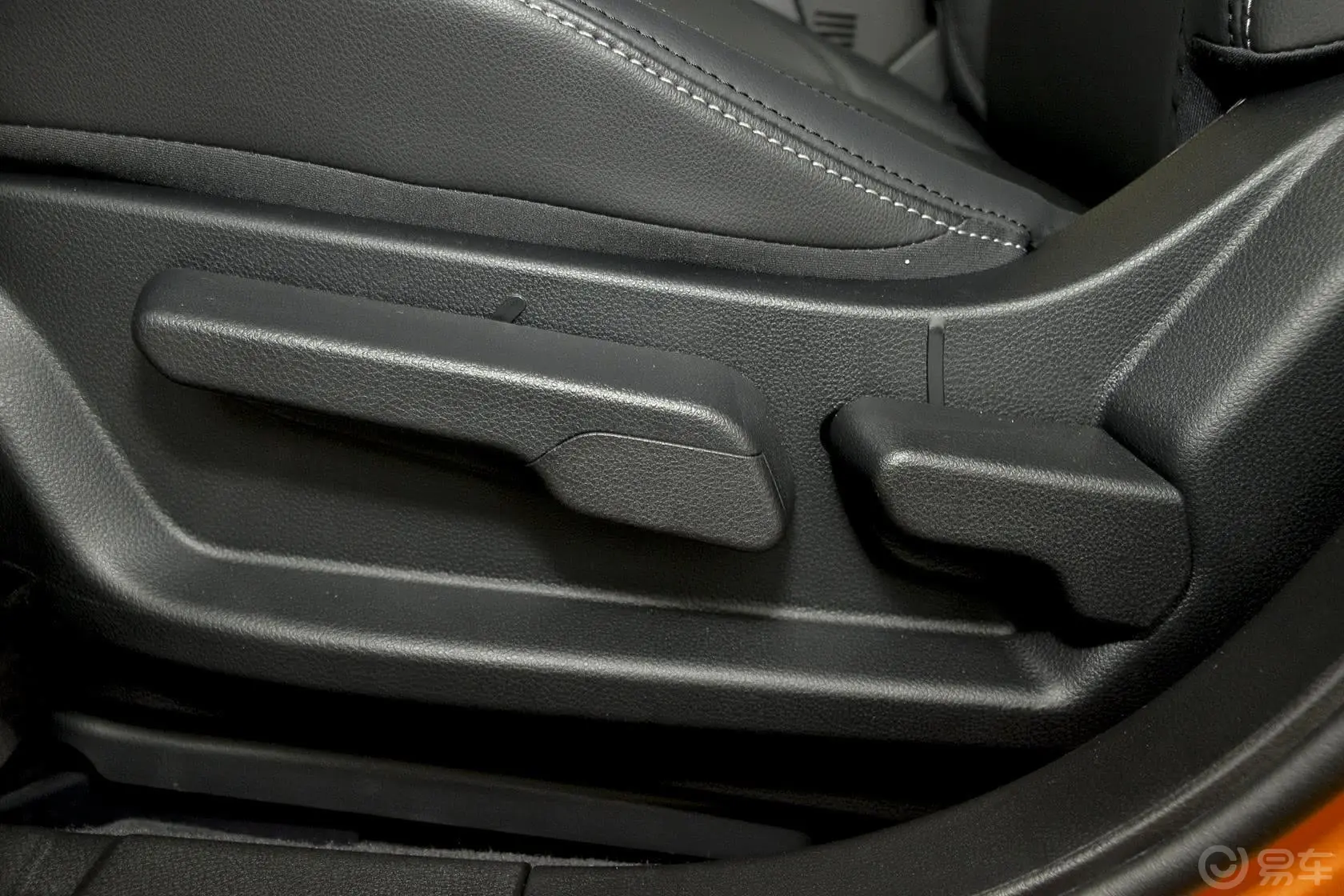 优6 SUV1.8T 时尚型座椅调节键