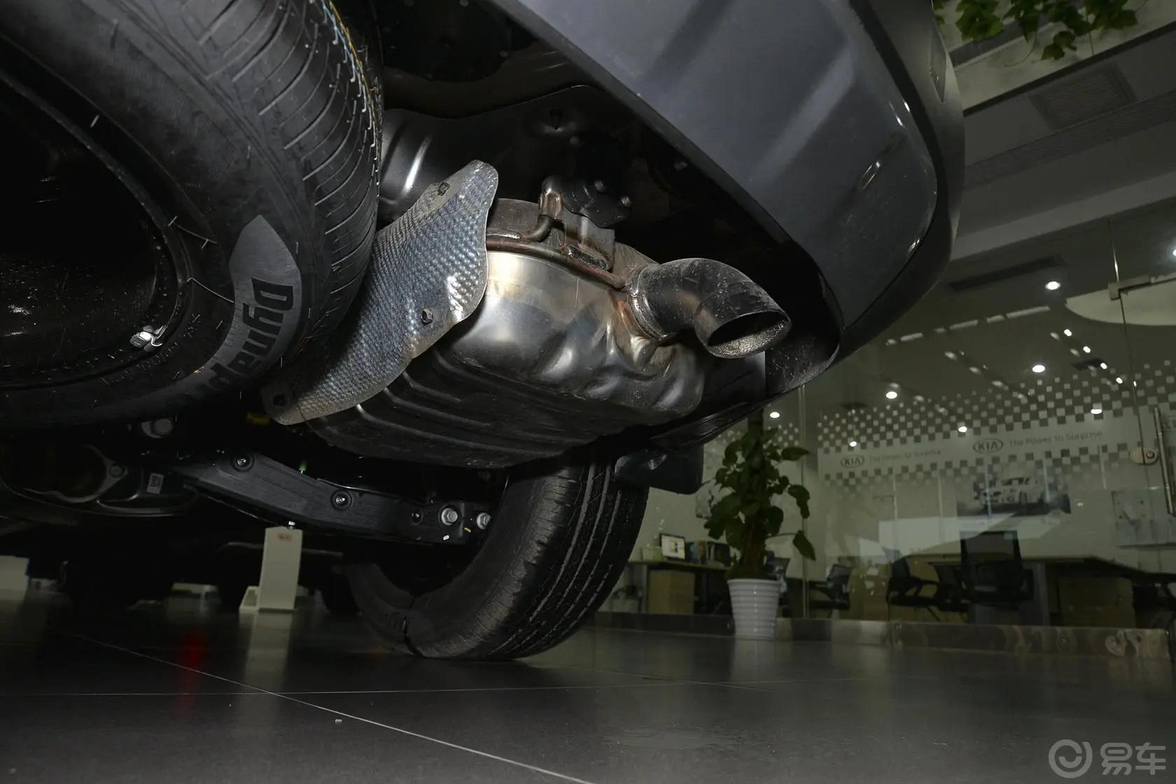 索兰托索兰托L 2.4GDI 汽油 4WD 精英版 五座 国IV排气管（排气管装饰罩）