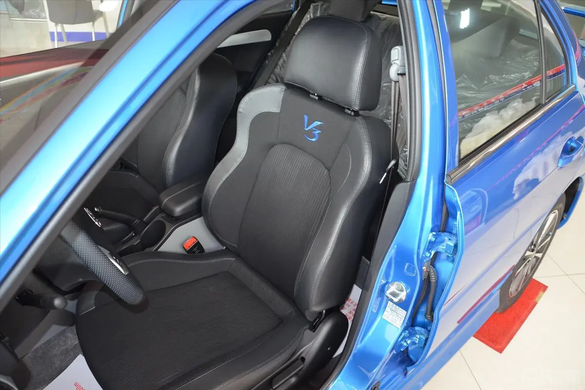V3菱悦1.5L 手动 风采版驾驶员座椅