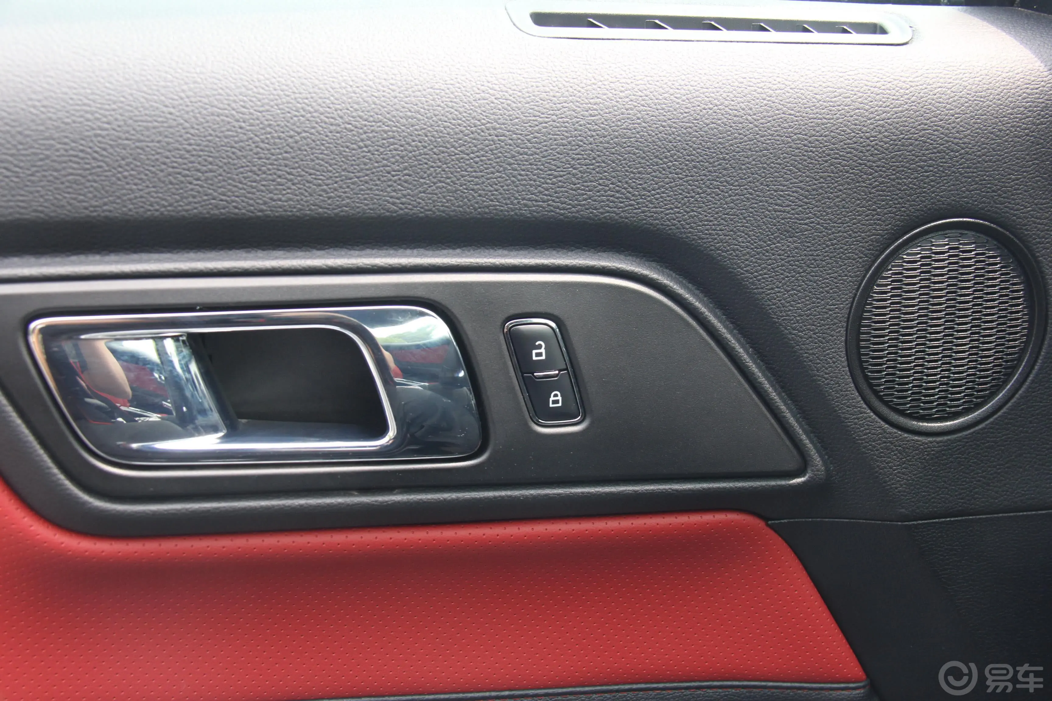 Mustang5.0L GT 手自一体 性能版内饰