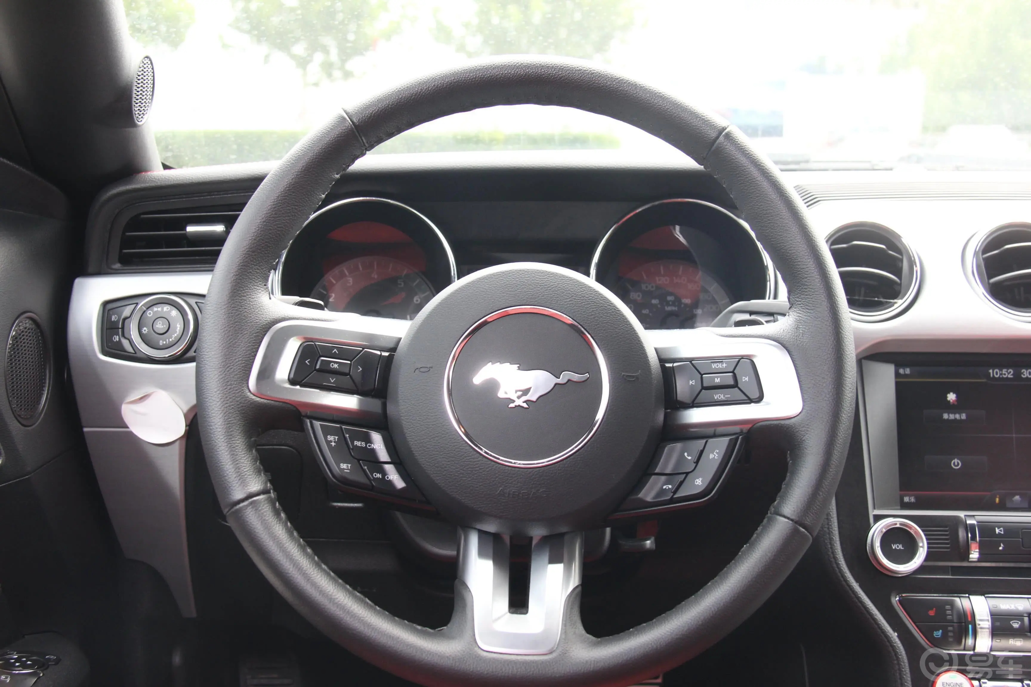 Mustang5.0L GT 手自一体 性能版方向盘