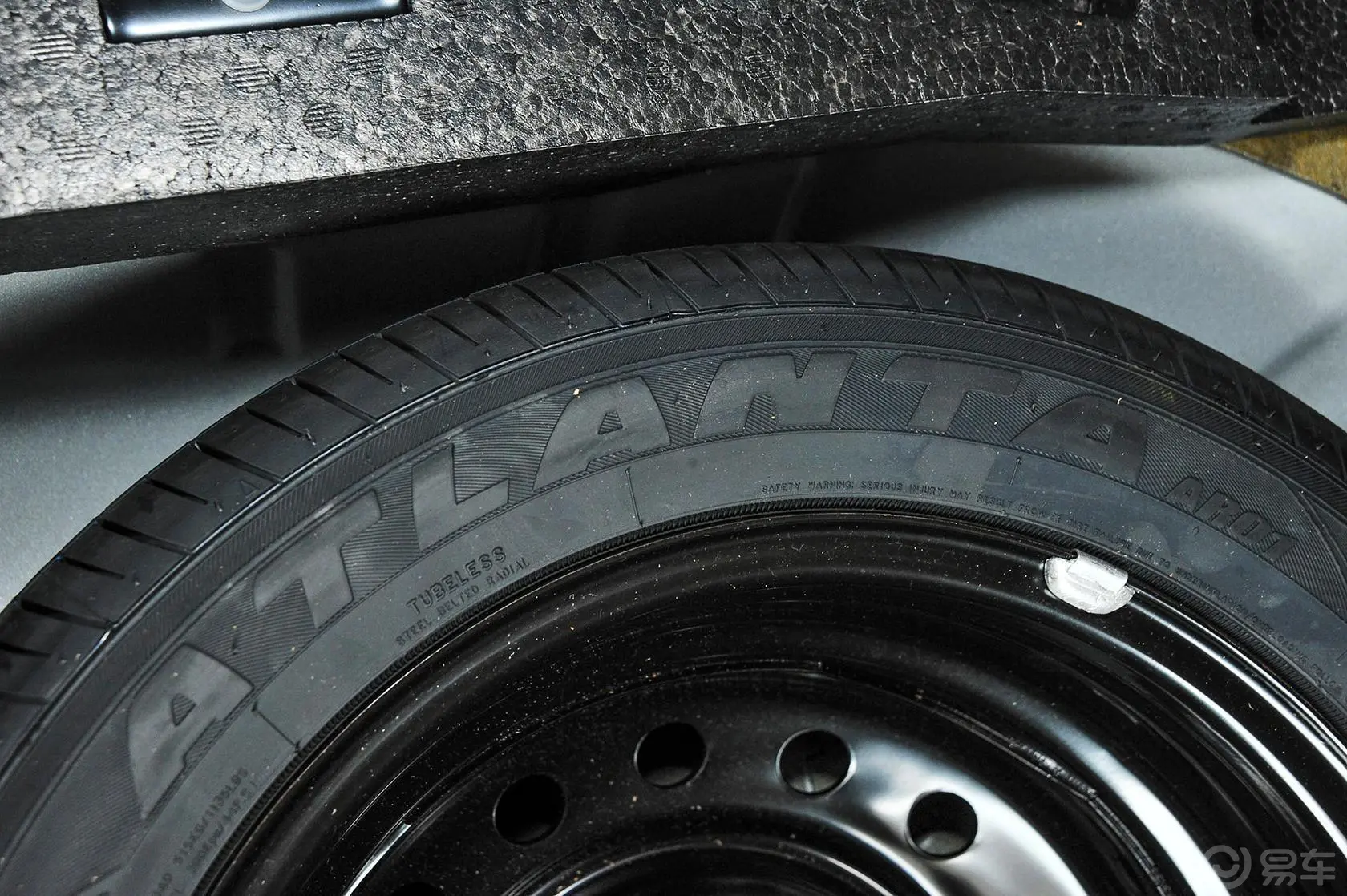 利亚纳A6两厢 1.4L 手动 理想型备胎品牌