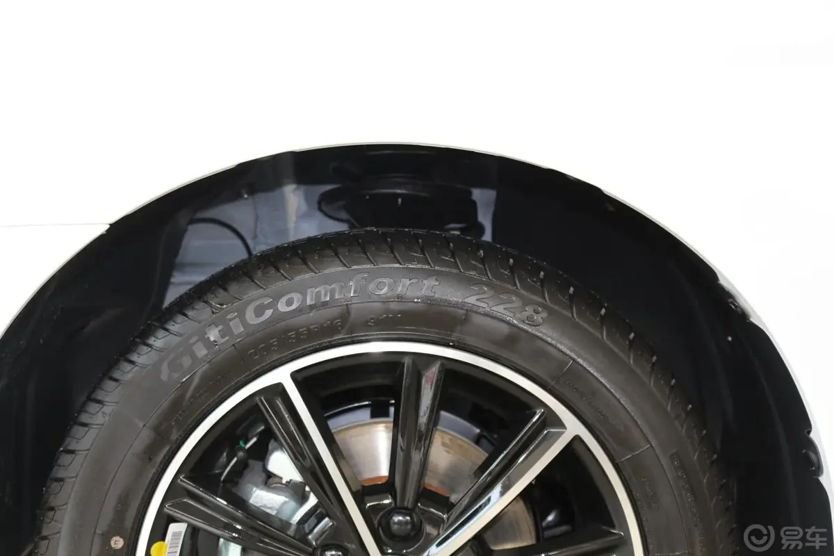 帝豪RS 1.5L 5MT 向上版轮胎规格