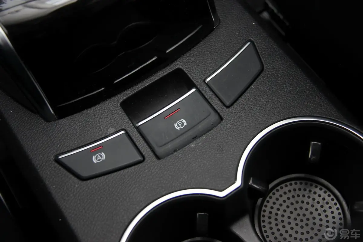 大迈X51.5T 手动 尊贵型驻车制动（手刹，电子，脚刹）