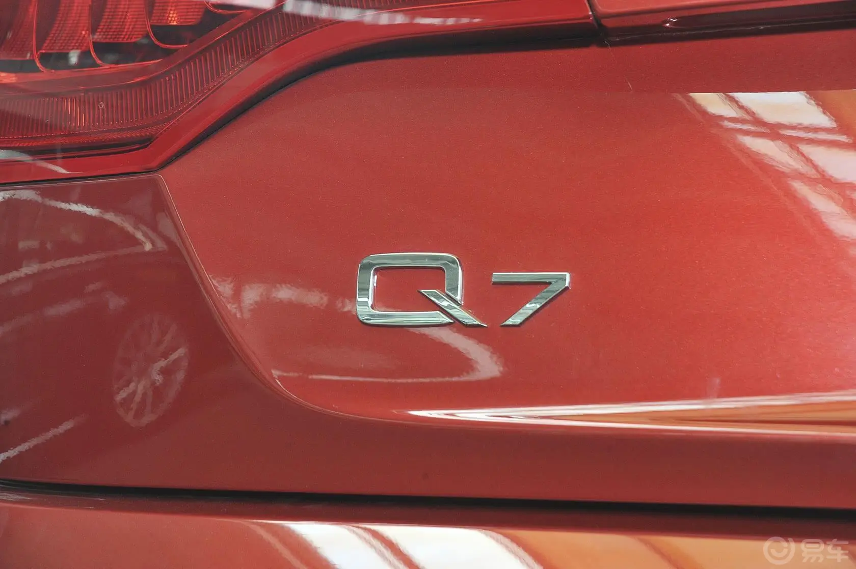 奥迪Q735 TFSI quattro 运动型外观
