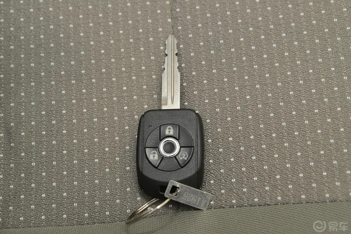 菱智M3 1.6L 手动 7座舒适型钥匙