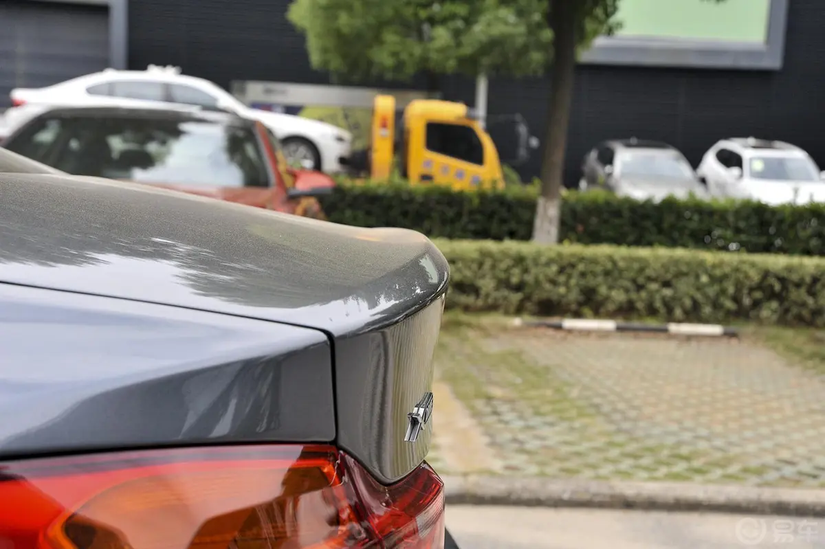 宝马4系双门轿跑车 435i xDrive 风尚设计套装外观