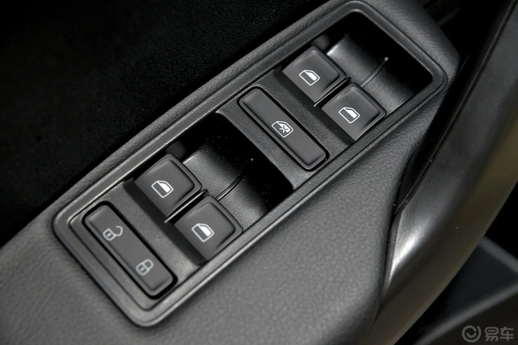 桑塔纳1.6L 手动 舒适版车窗升降键