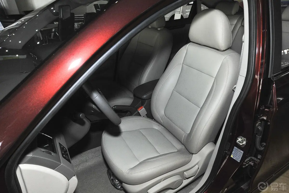 景逸S501.6L CVT 尊享型驾驶员座椅
