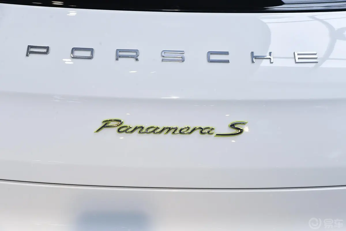 Panamera E-HybridPanamera S E-Hybrid 3.0T尾标