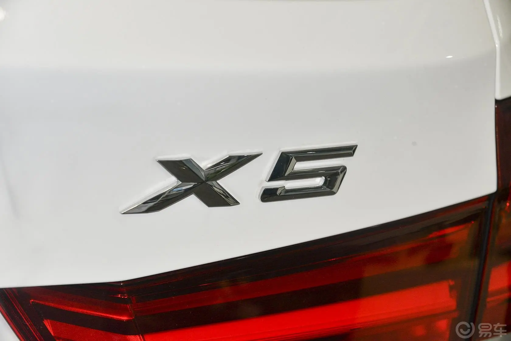 宝马X5(进口)xDrive35i 领先型尾标