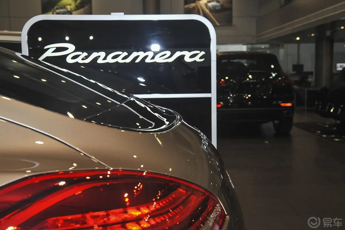 PanameraPanamera Turbo Executive 4.8T外观