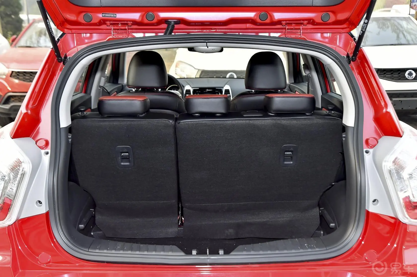 蒂维拉1.6L 自动 两驱致炫版行李箱空间