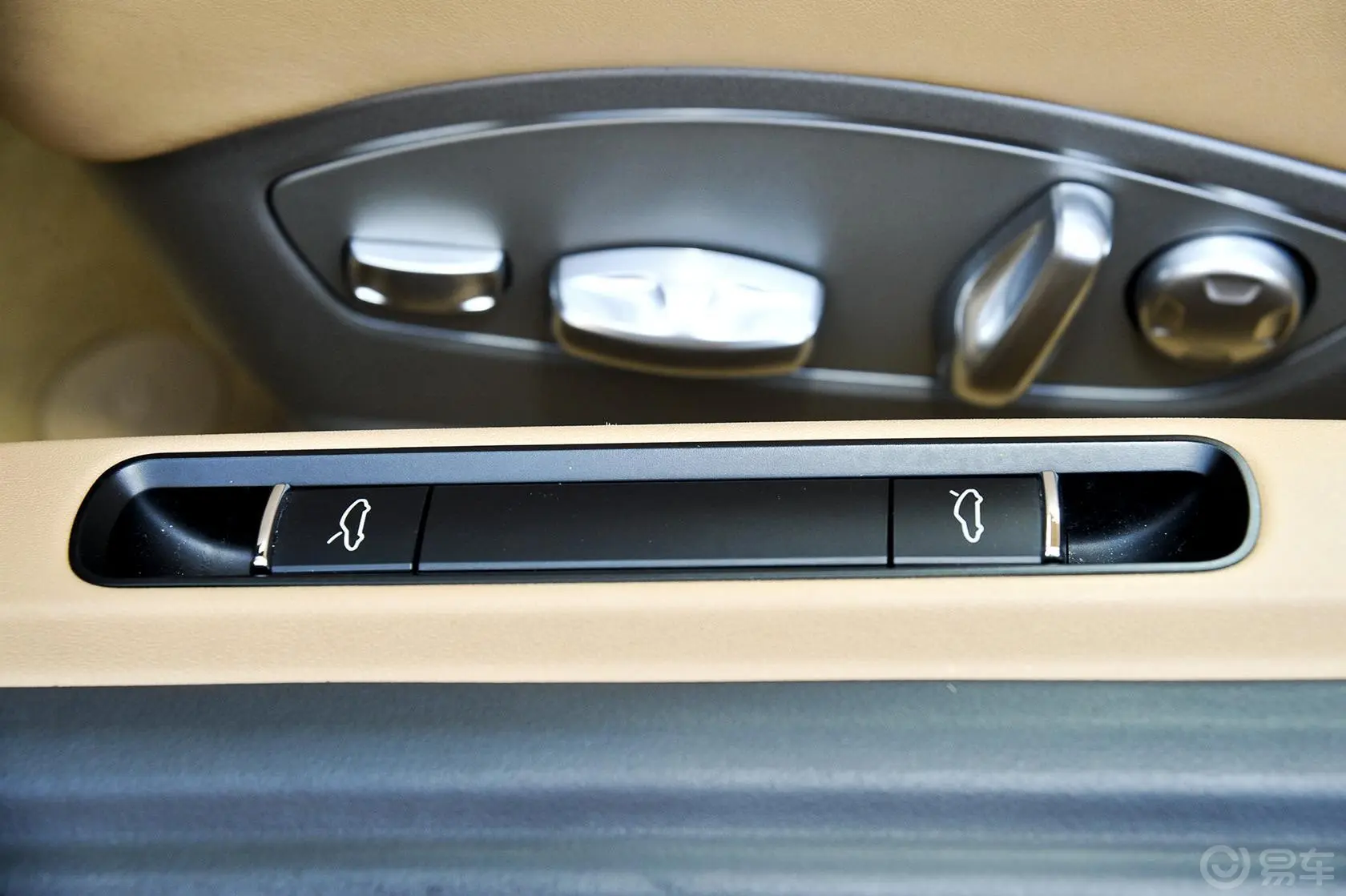 保时捷911Carrera 3.4L Style Edition座椅调节键