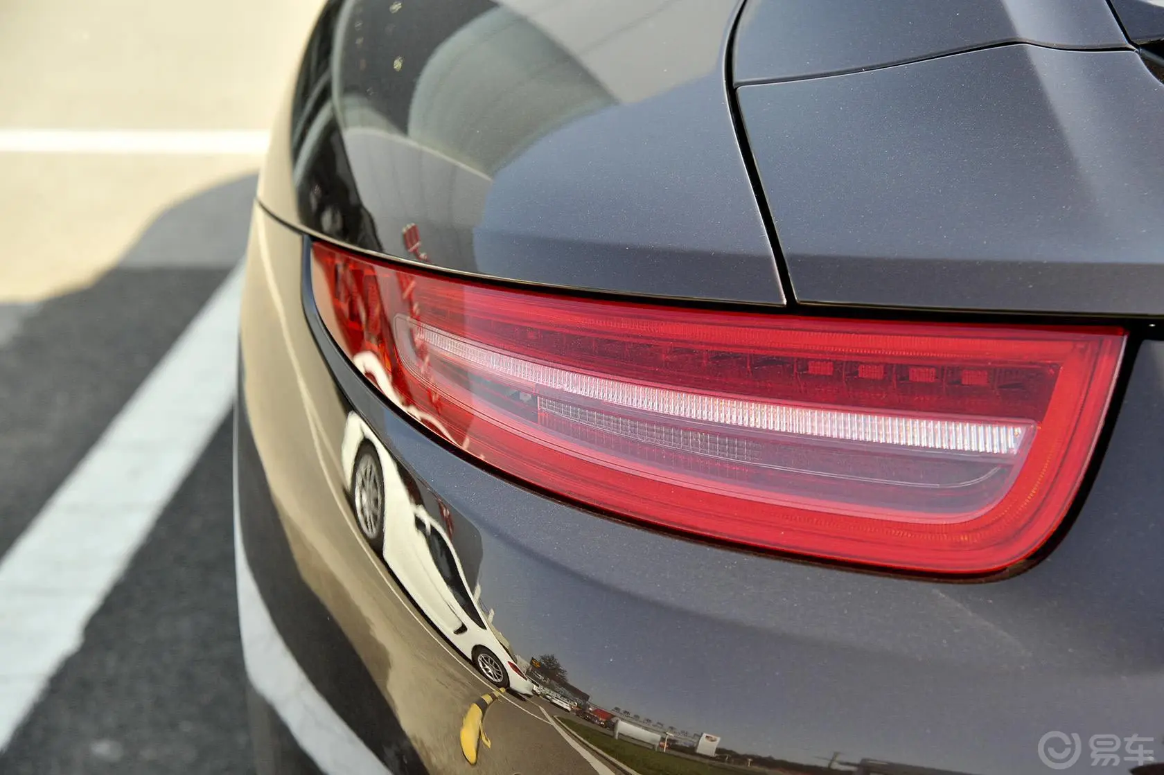 保时捷911Carrera 3.4L Style Edition外观