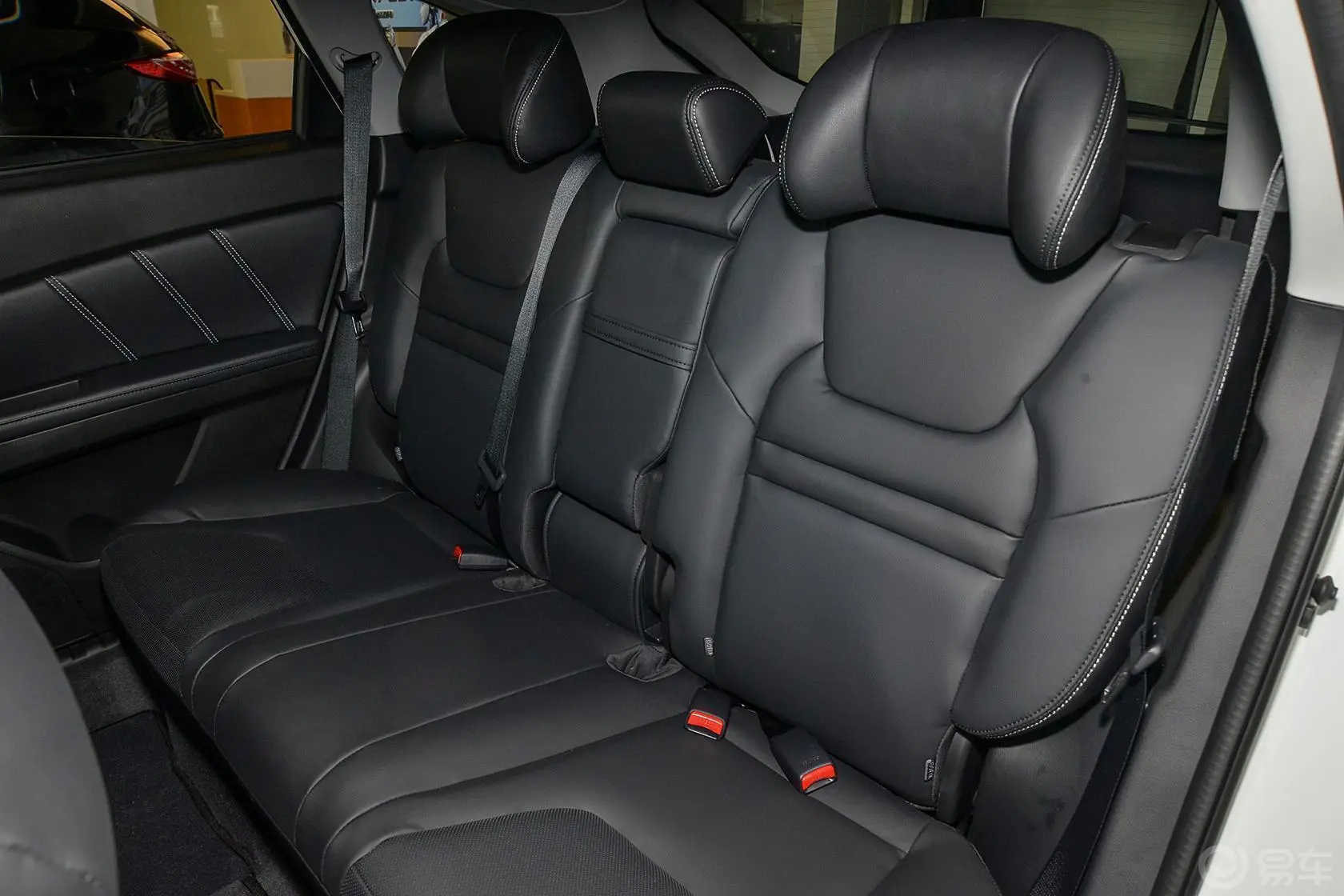 优6 SUV1.8T 智尊型后排座椅