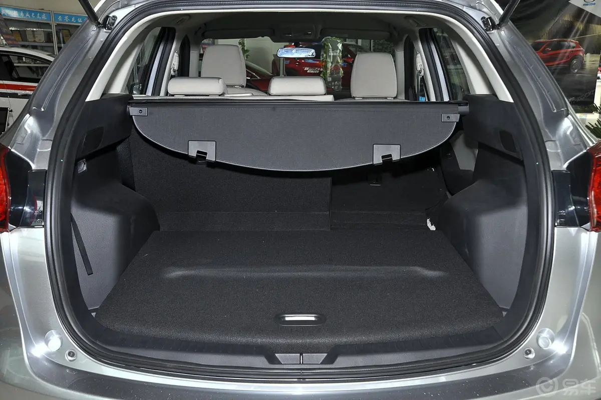 马自达CX-52.0L 手自一体 两驱 舒适版行李箱空间（后排右放倒）