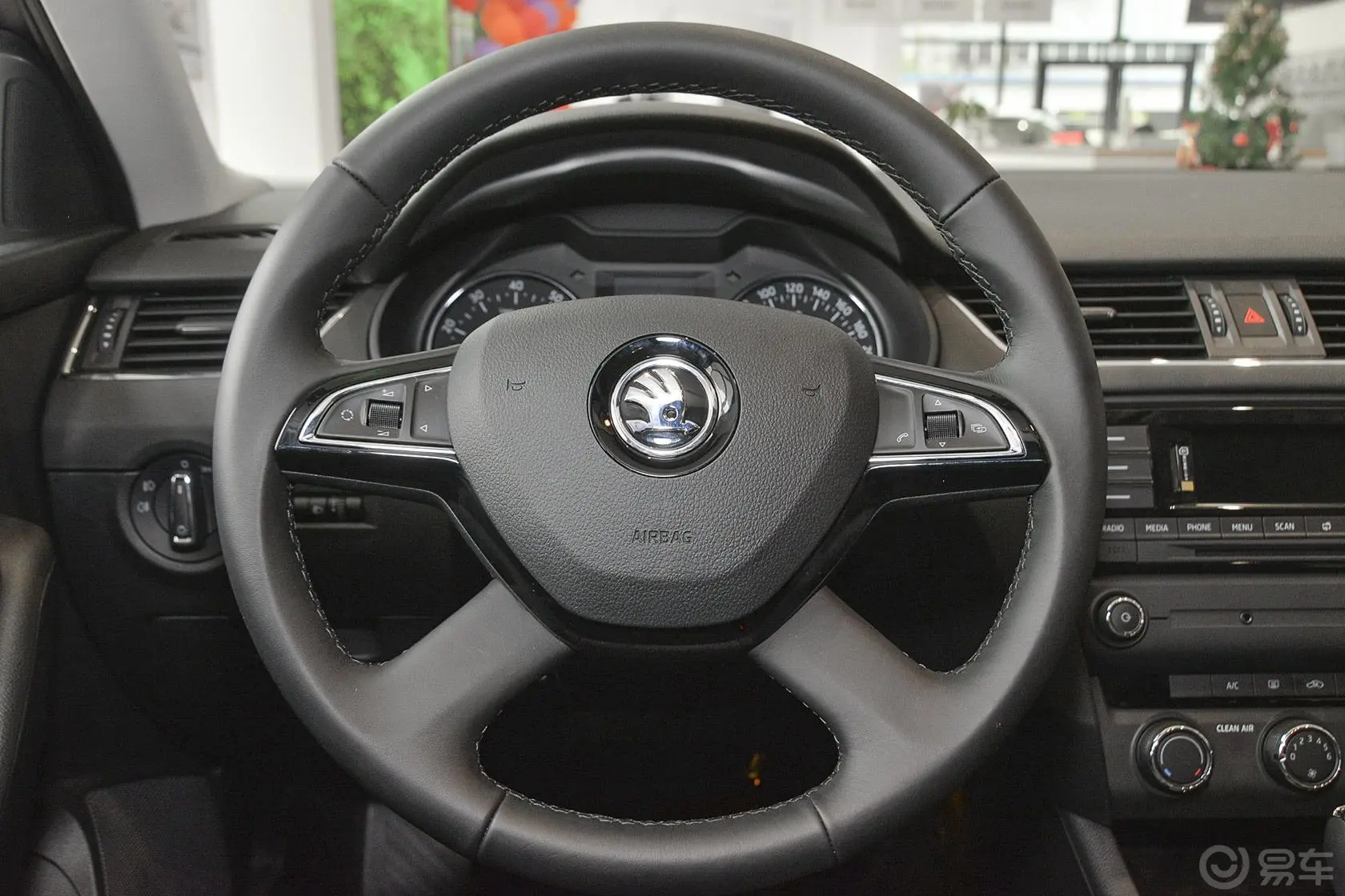 明锐280TSI DSG智行版方向盘