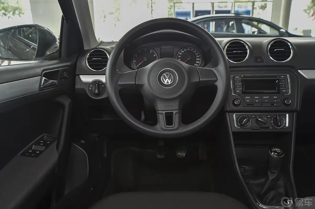 捷达质惠版 1.4L 手动舒适型中控台驾驶员方向