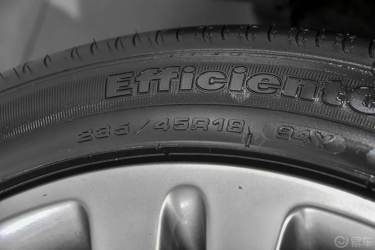 林肯MKZ2.0T 尊雅版轮胎规格