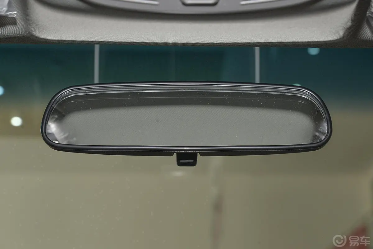 帝豪RS 1.5L CVT 向上版内后视镜