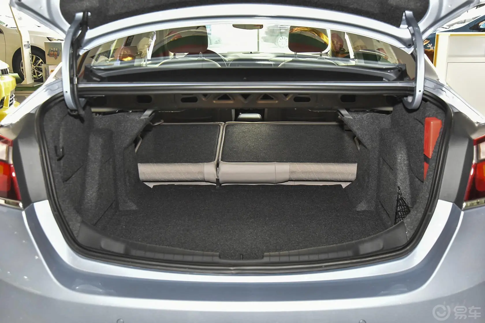 科鲁兹三厢 1.5L 自动豪华版行李箱空间