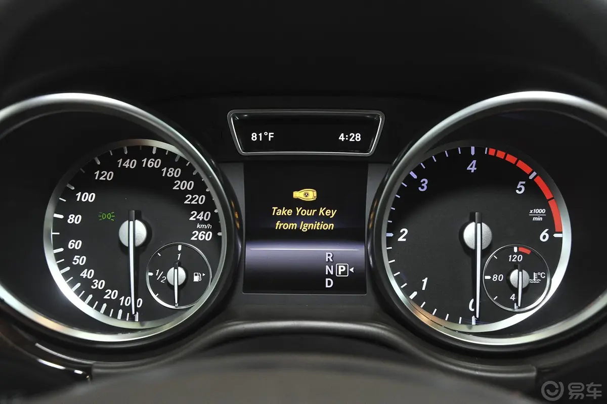 奔驰GL级GL350 美规版仪表盘背光显示