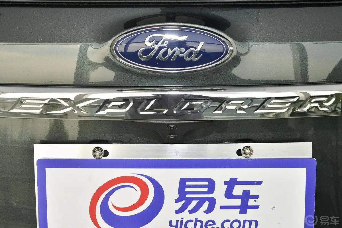 探险者(进口)2.3T 手自一体 精英版 EcoBoost尾标