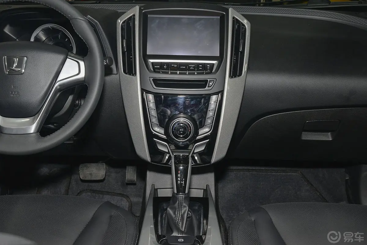 优6 SUV1.8T 时尚升级型中控台整体