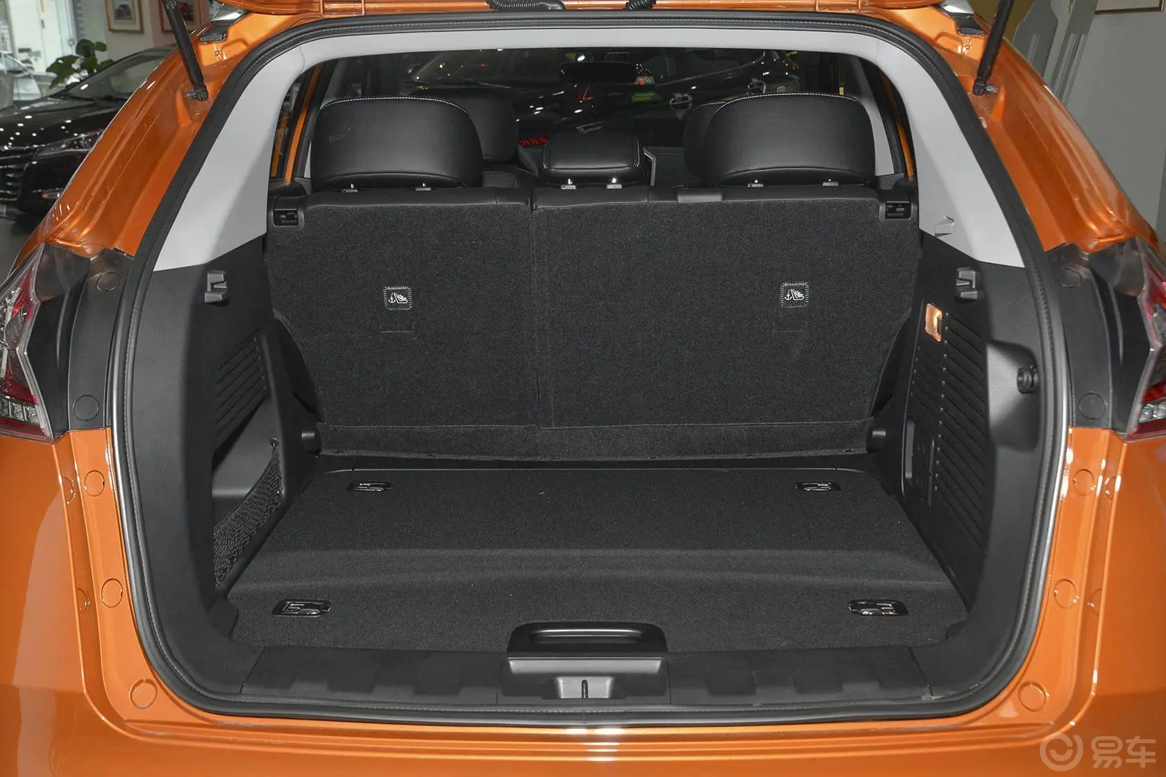 优6 SUV1.8T 时尚升级型行李箱空间