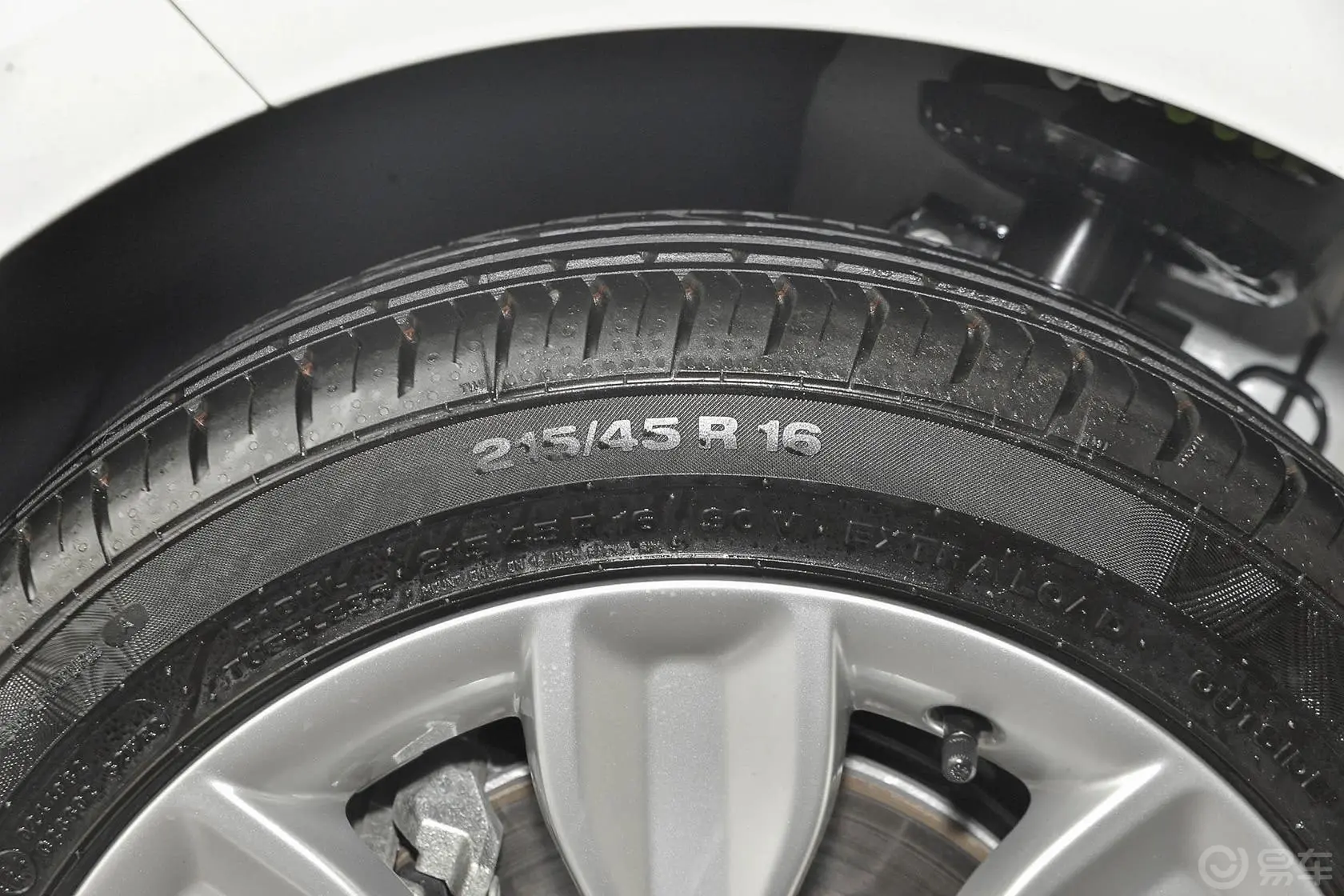 奥迪A1Sportback 30TFSI 技术型轮胎规格