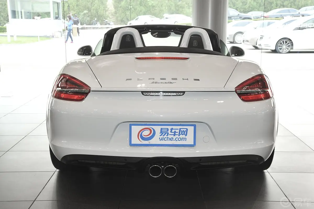 BoxsterBoxster 2.7 Style Edition正后水平