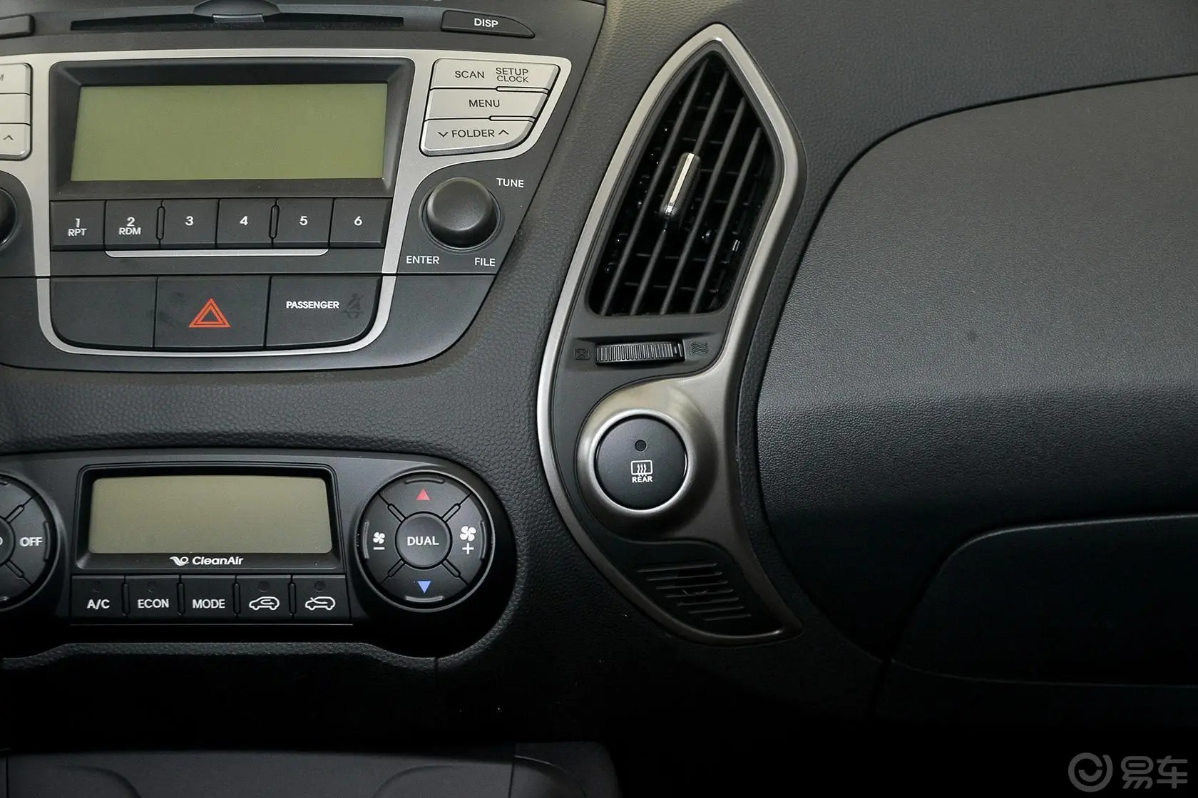 现代ix352.4L GLX 自动 两驱 领先型 国IV内饰