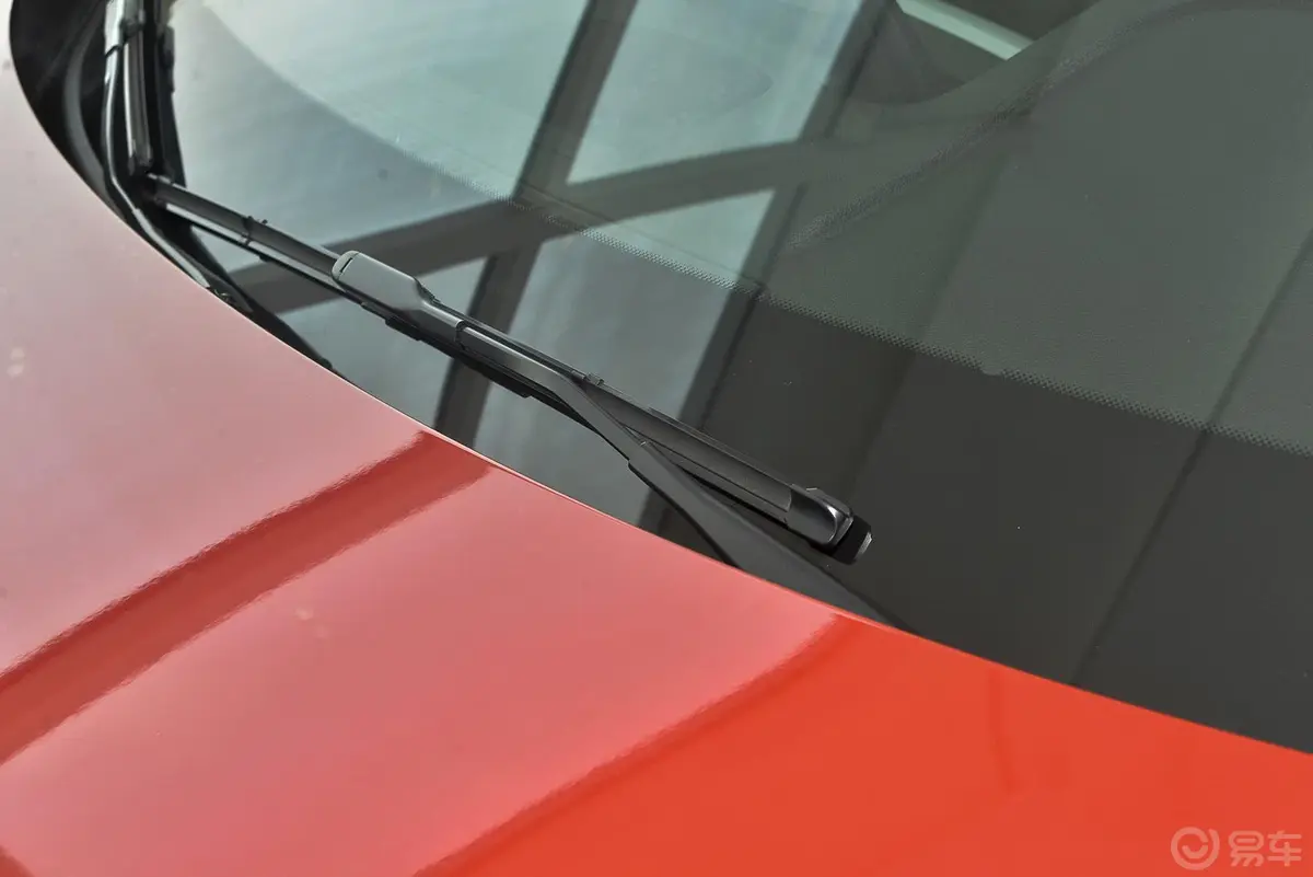 宝马4系四门轿跑车 420i 时尚型雨刷器（前）