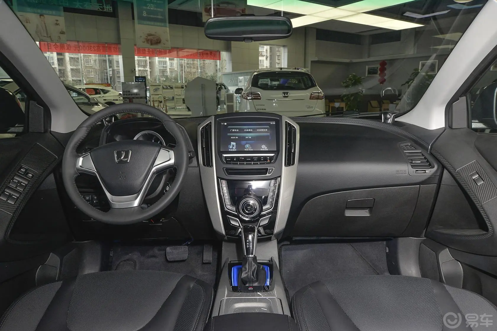 优6 SUV1.8T 魅力型前排车顶中央控制区