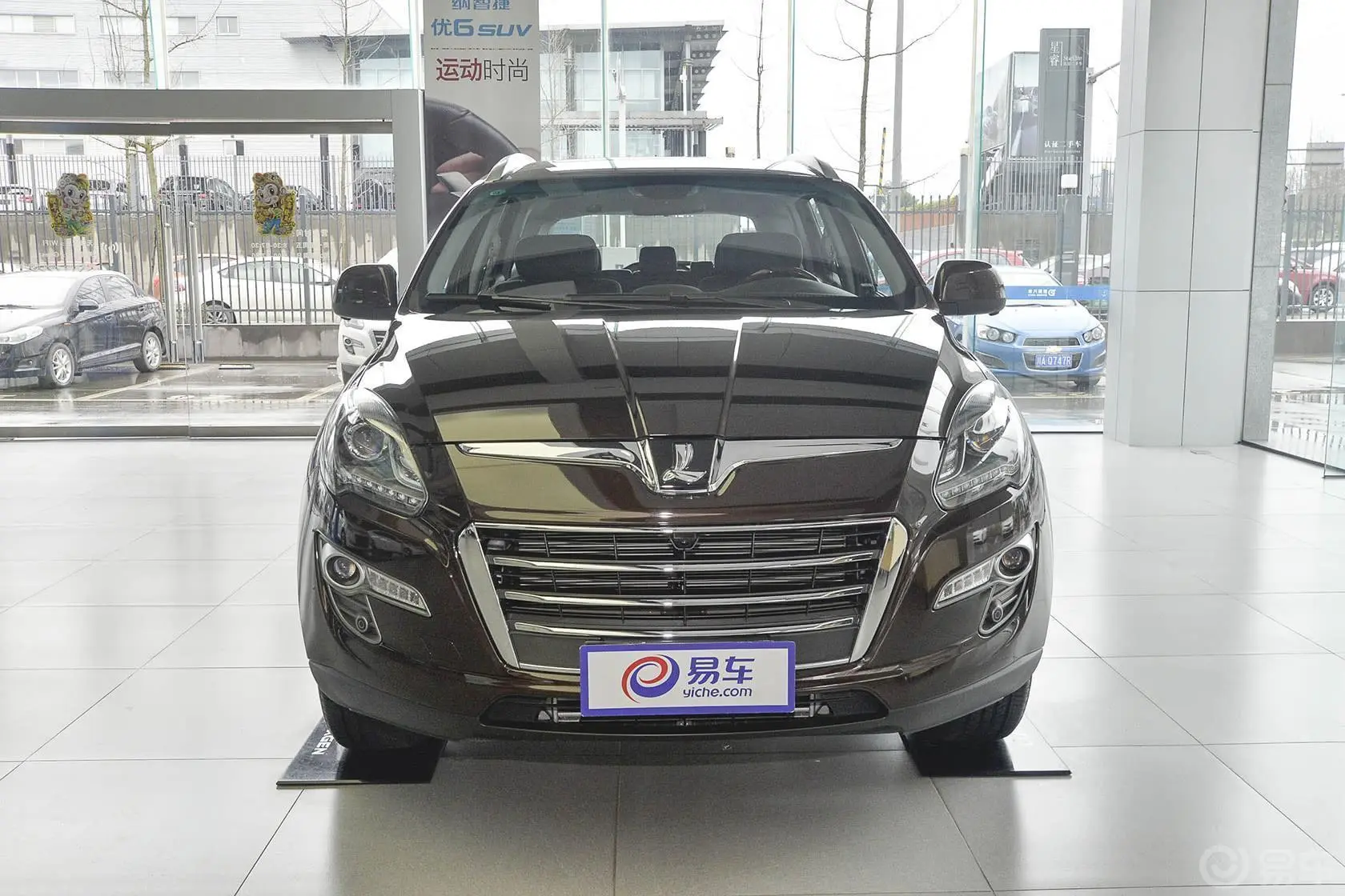 大7 SUV2.2T 自动 两驱 智慧型正前水平