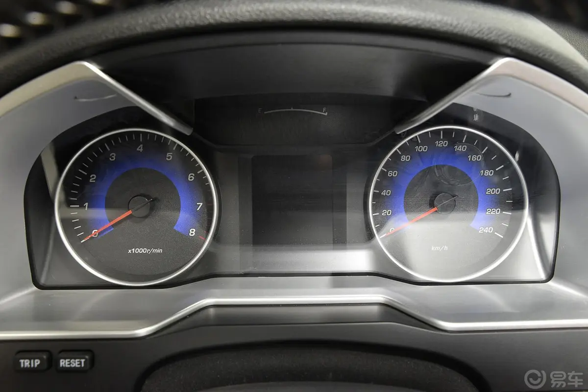 帝豪RS 1.5L CVT 向上版仪表盘